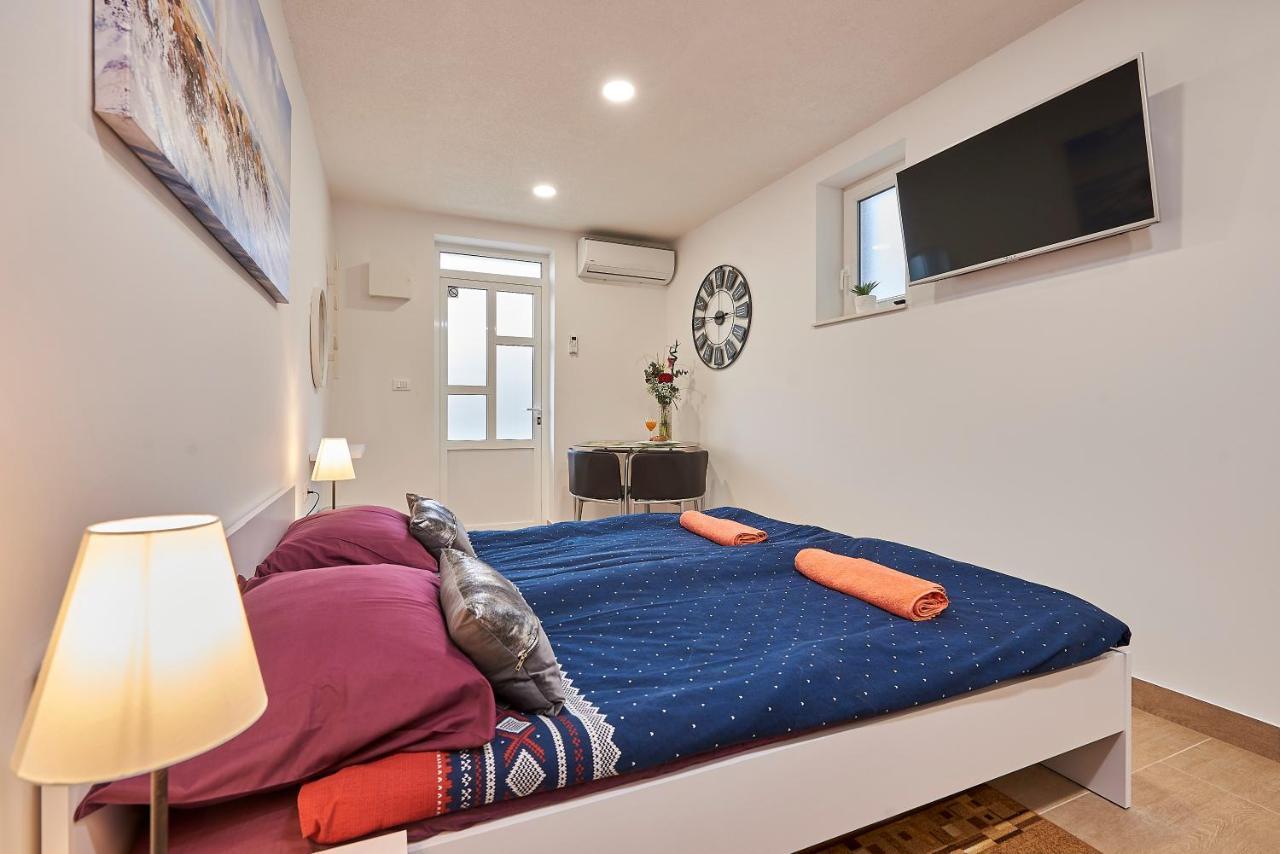 טרוגיר Studio Apartment Bascan מראה חיצוני תמונה